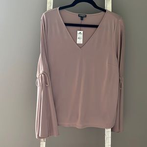 Express top NWT